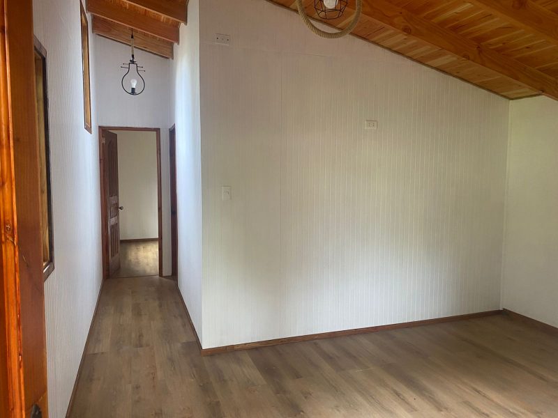 ARRIENDO AÑO CORRIDO CASA DOS HABITACIONES SITIO COMPARTIDO PASAJE MARMONHI