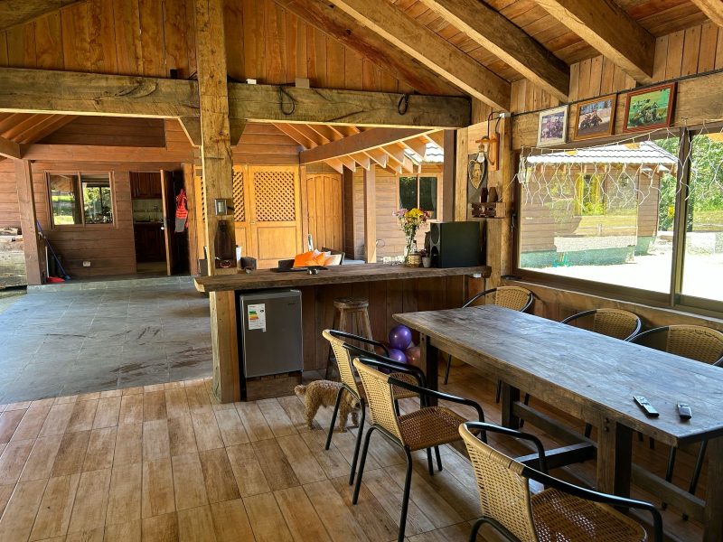 ARRIENDO DIARIO, CASA CON PISCINA 10 PERSONAS EN PARCELAS BELLAVISTA