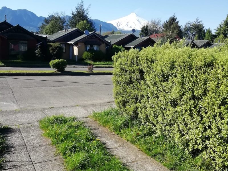 ARRIENDO AÑO CORRIDO CASA 3 HABITACIONES 2 BAÑOS LOS CASTAÑOS CENTRAL